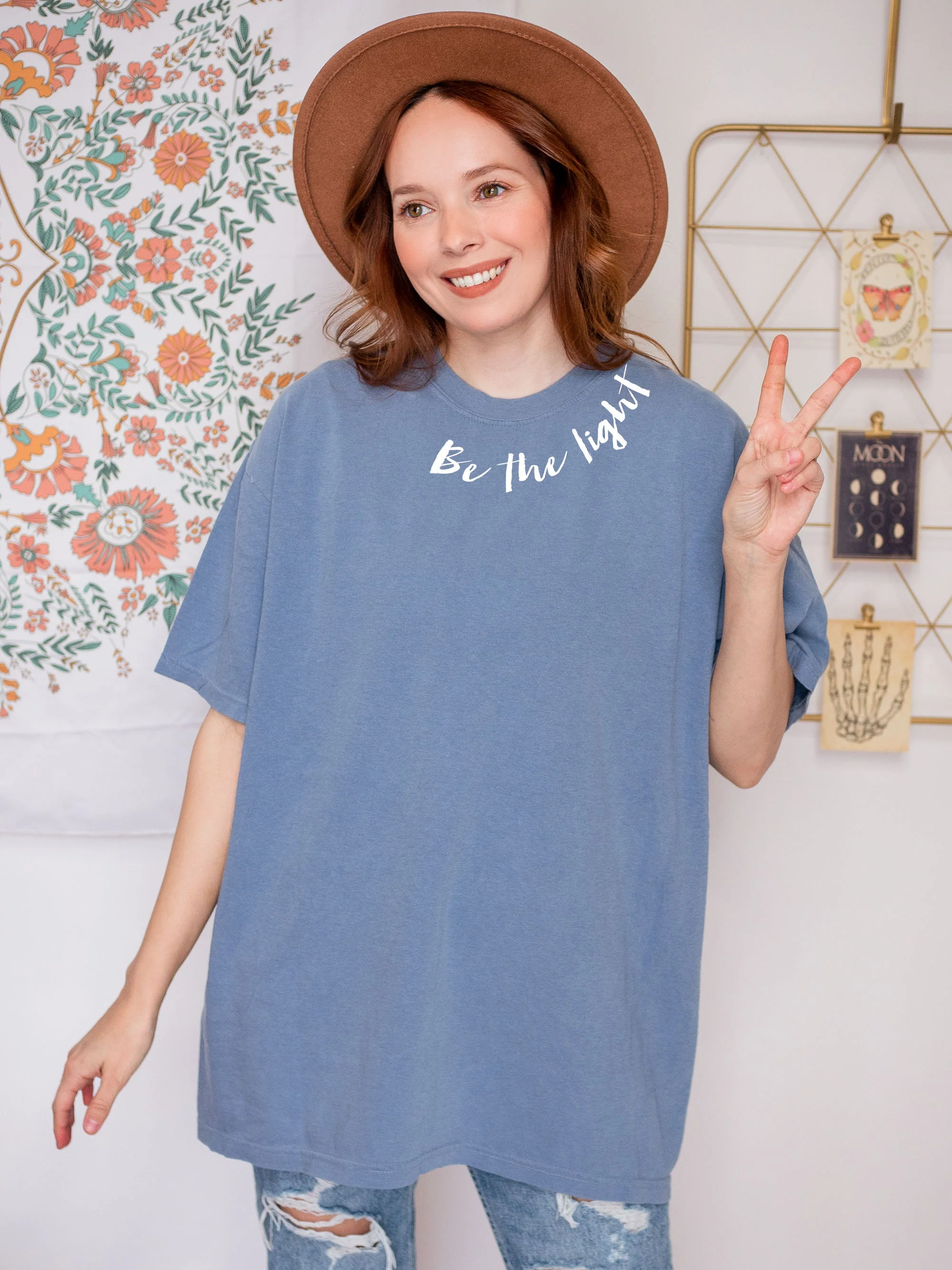 BE THE LIGHT NECK UNISEX TEE - Image 3