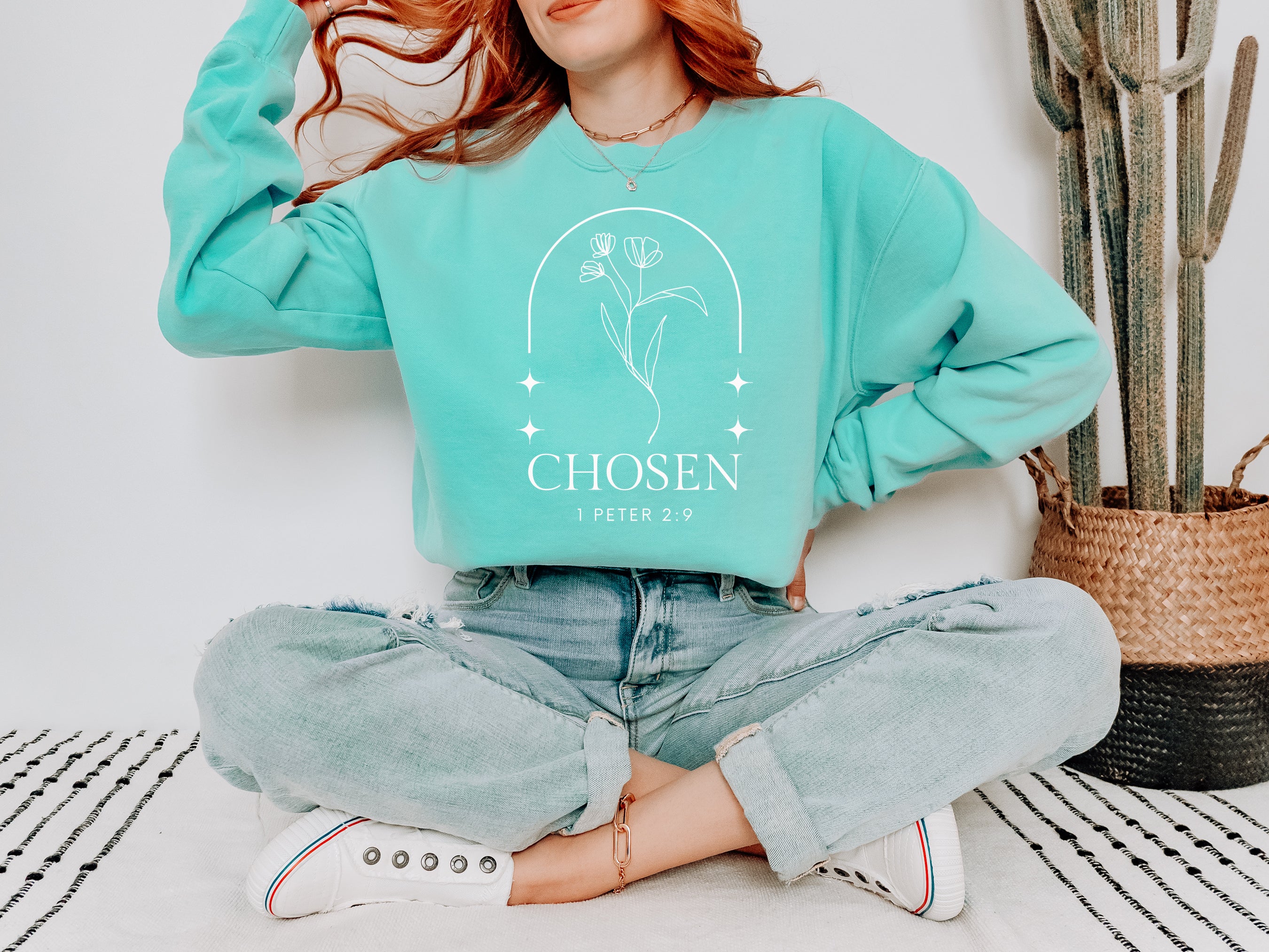 CHOSEN 1 PETER 2:9 UNISEX SWEATSHIRT - Image 3