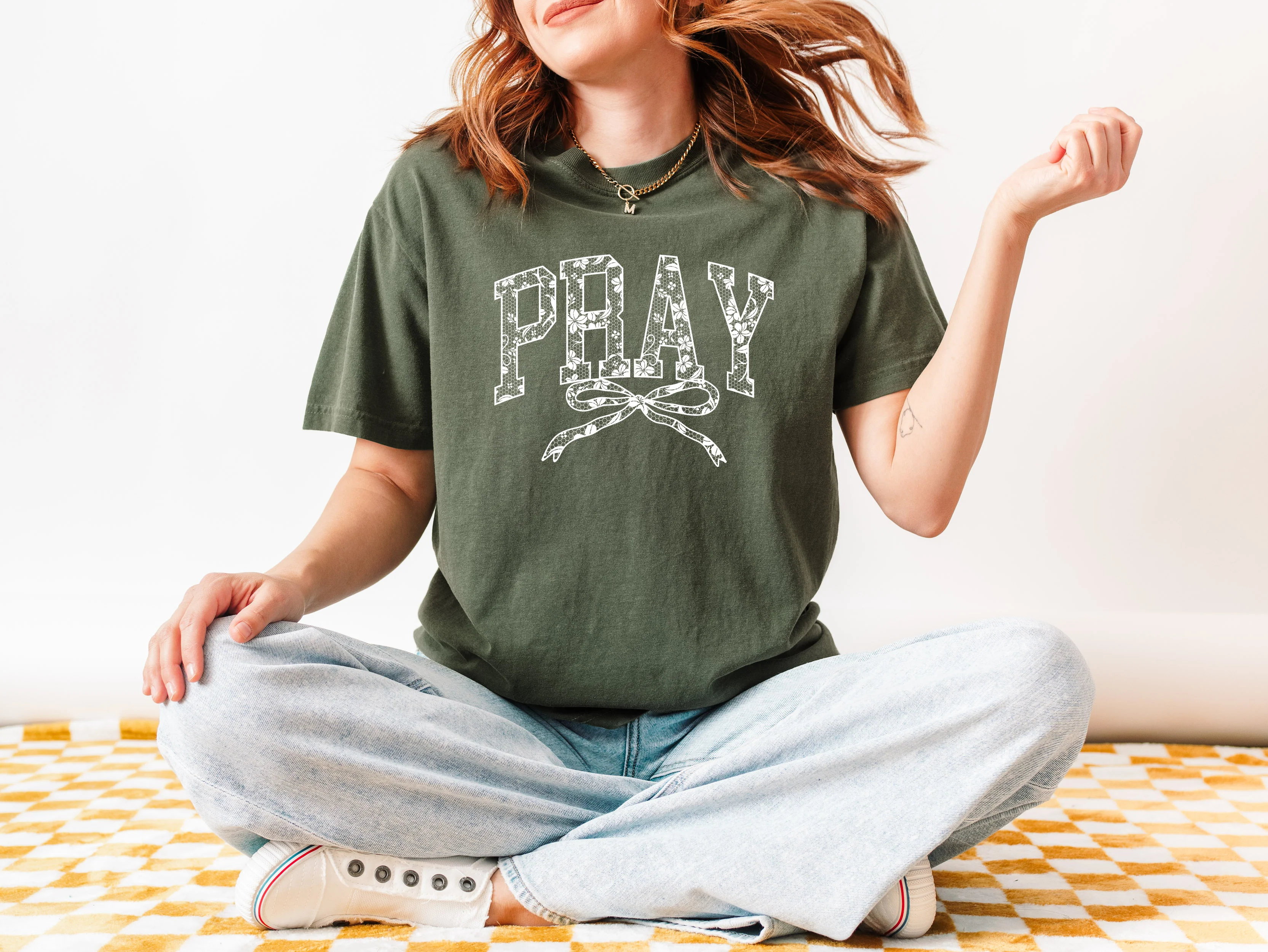 PRAY WITH A BOW UNISEX TEE - Image 3